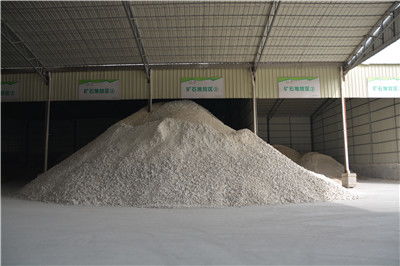 济宁玻璃粉专业粉体厂家,轻质碳酸钙大型批发厂
